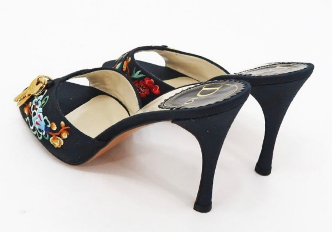 RARE VINTAGE DIOR FLORAL LOCK AND KEY MULES IN NEW CONDITION.36.5